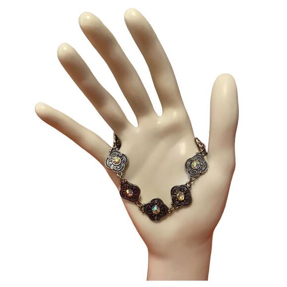 Delicate Looking Filigree & Iridescent Crystal Silver Toned Bracelet. - Picture 2 of 5